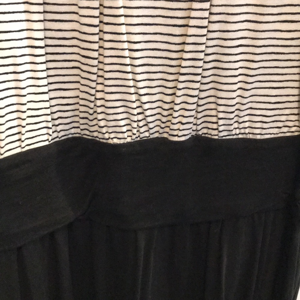 Loft Dress - Picture 3 of 4